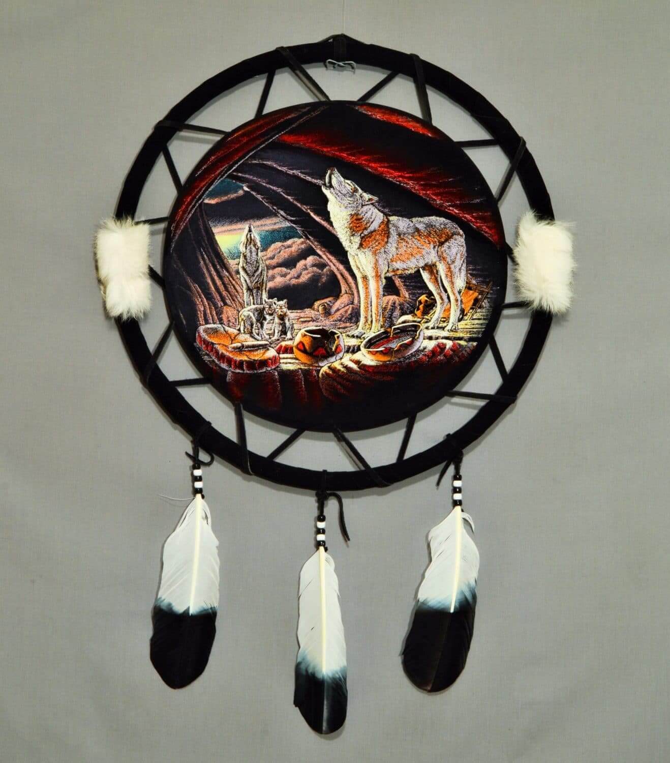 Large Hand Painted Velvet Shield - Howling Wolf